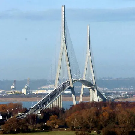 Le Clos Des Hortensias * Toutainville